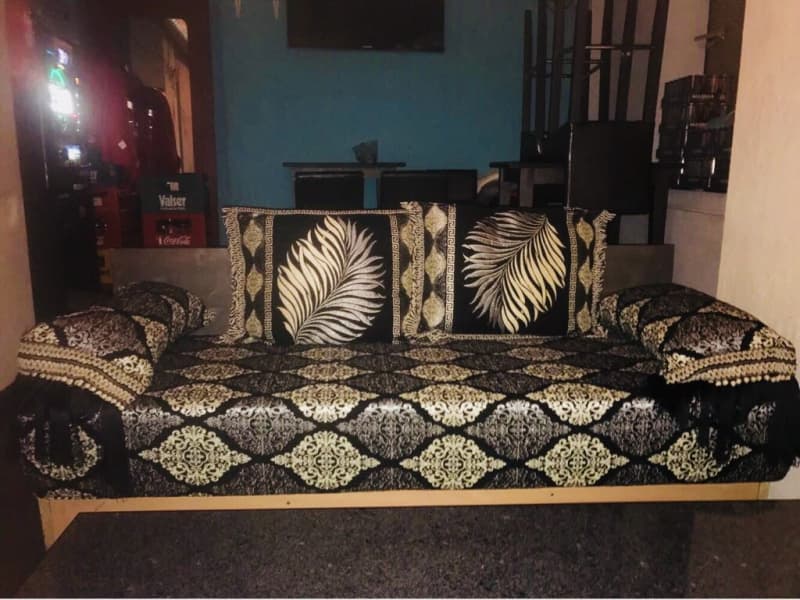 Orientalische Möbel / Sofa / Tische
