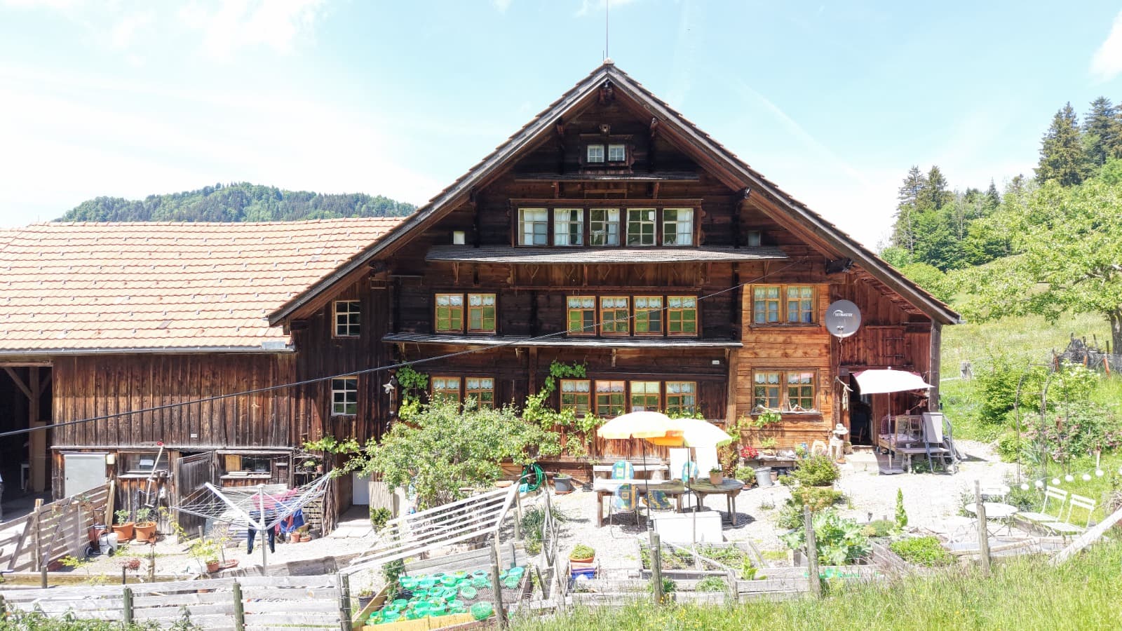 Toggenburger Bauernhaus in einzigartiger Alleinlage – viel Raum