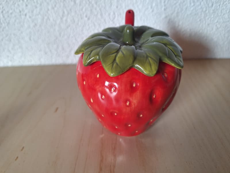 Zucker Schüssel Erdbeere mit Deckel und Löffel