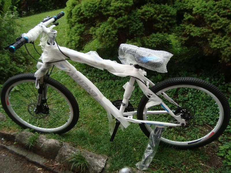 Moutainbikes 24" weiss/blau