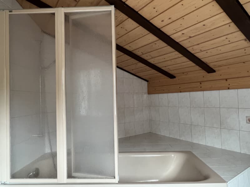 Grosse und heimelige 3.5 Zimmer-Wohnung in ländlicher Umgebung