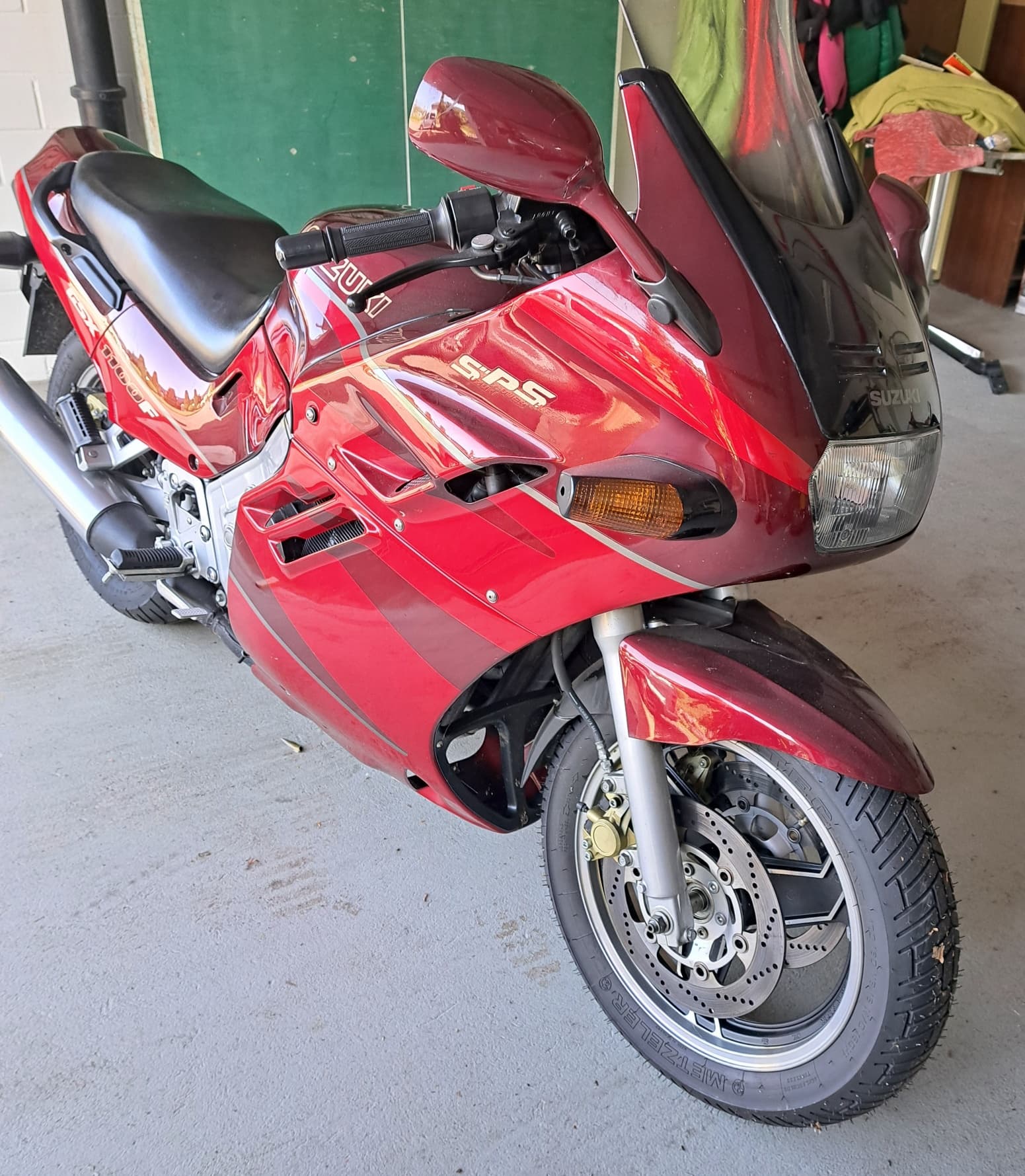 SUZUKI 1100 GSX - F