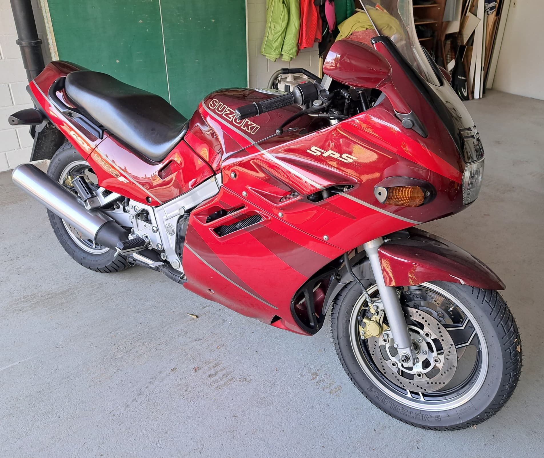 SUZUKI 1100 GSX - F