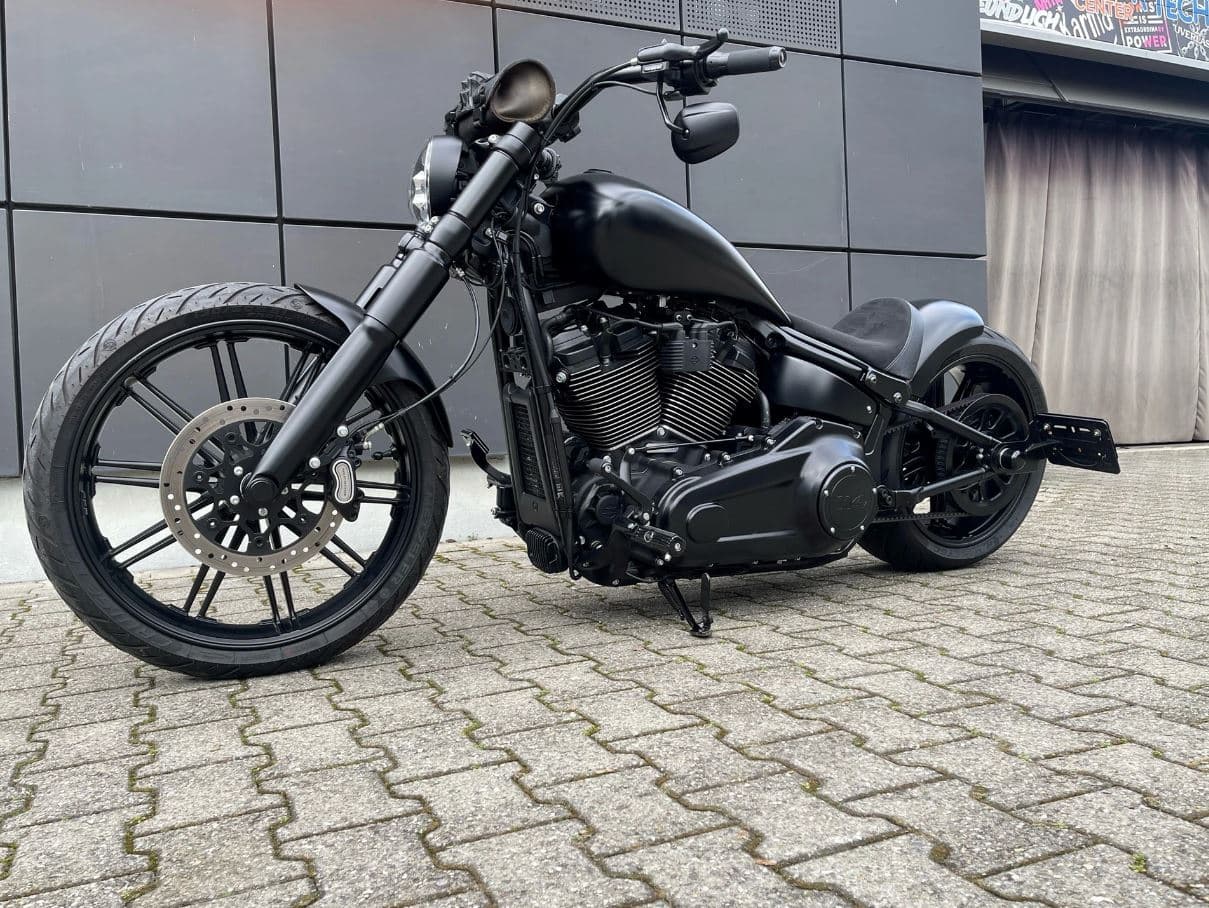 HARLEY-DAVIDSON FXBRS Breakout 114 ABS