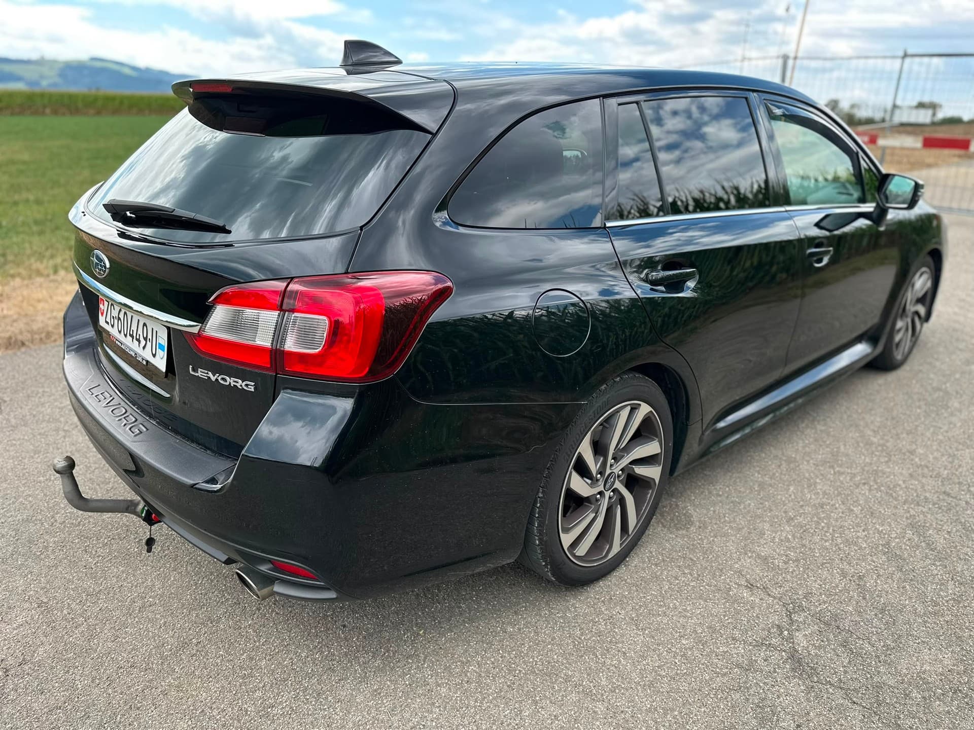 SUBARU Levorg 2.0i Swiss Plus AWD Lineartronic