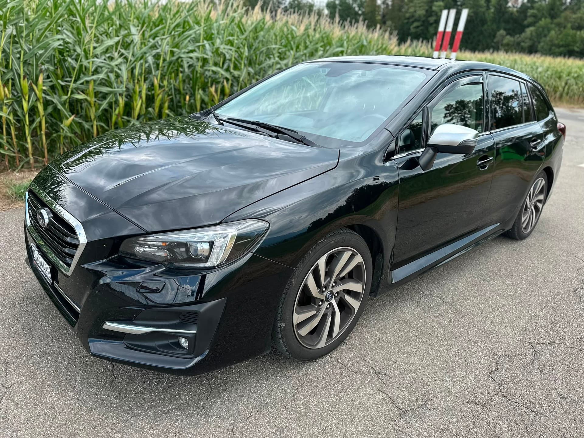 SUBARU Levorg 2.0i Swiss Plus AWD Lineartronic