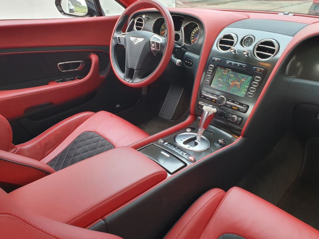 BENTLEY Continental Supersports 6.0
