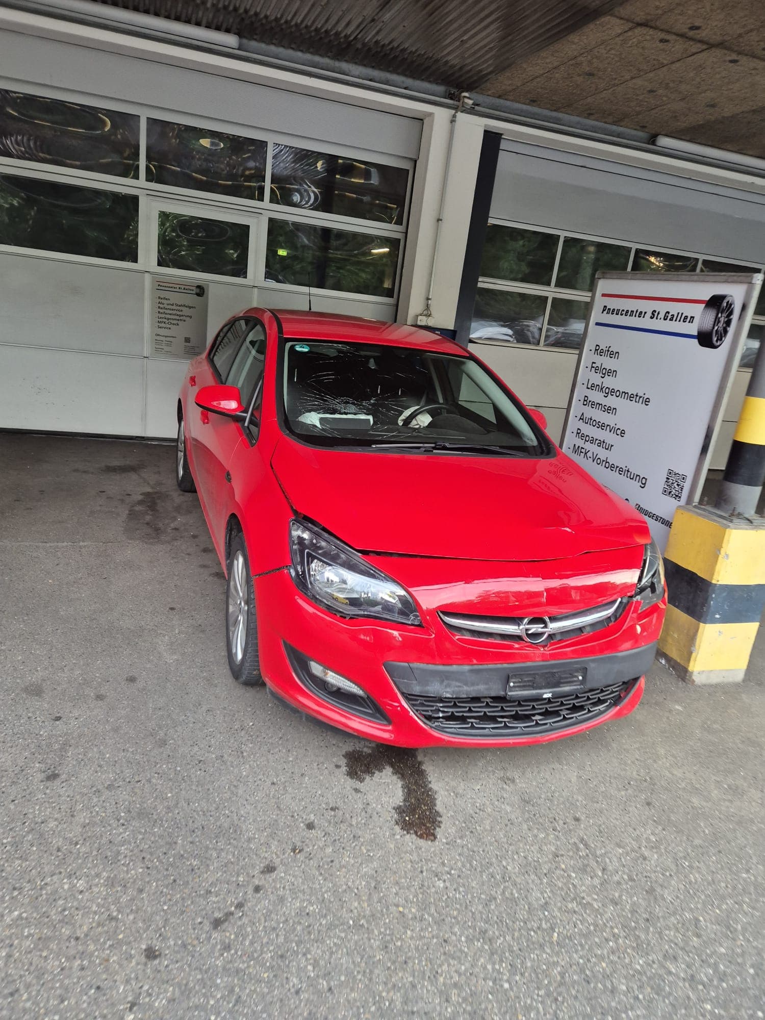 OPEL Astra 1.4i 16V Turbo Sport