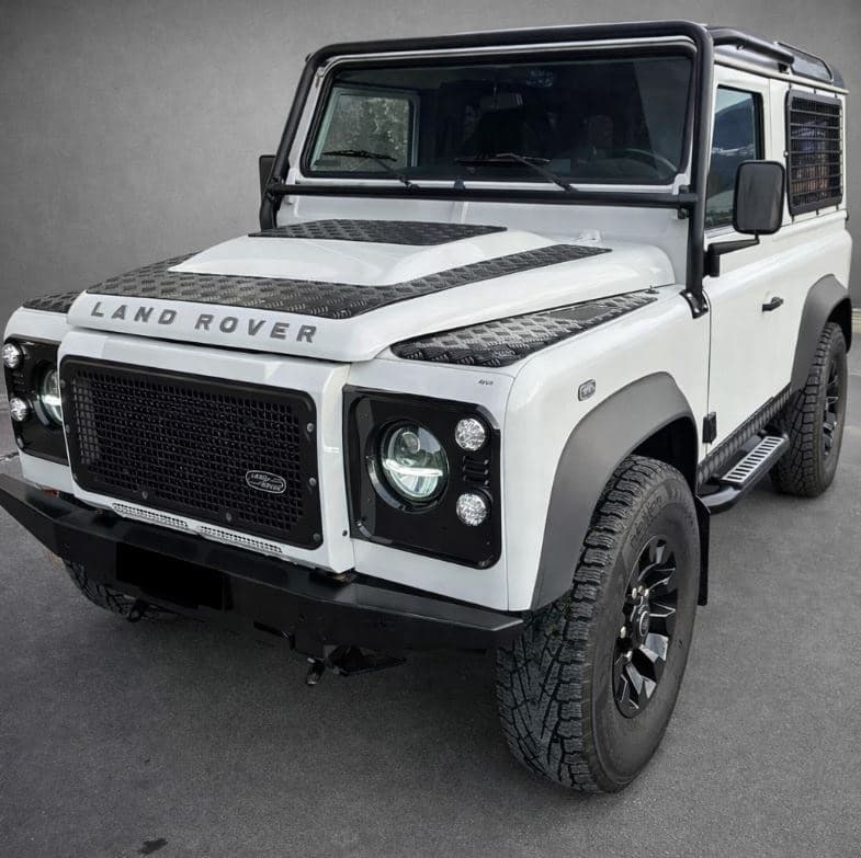 LAND ROVER Defender 90 2.2 TD4 AVUS