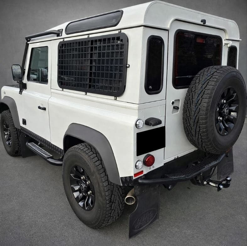 LAND ROVER Defender 90 2.2 TD4 AVUS