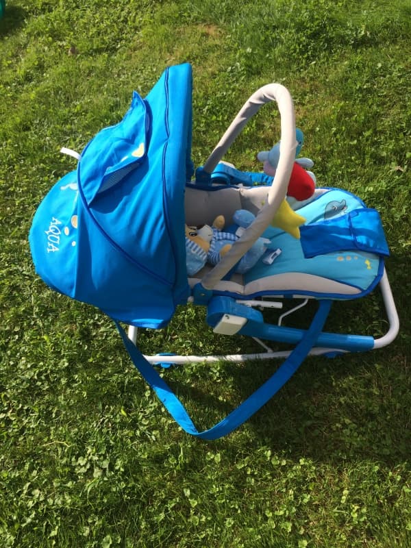 Baby Wiege in Blau