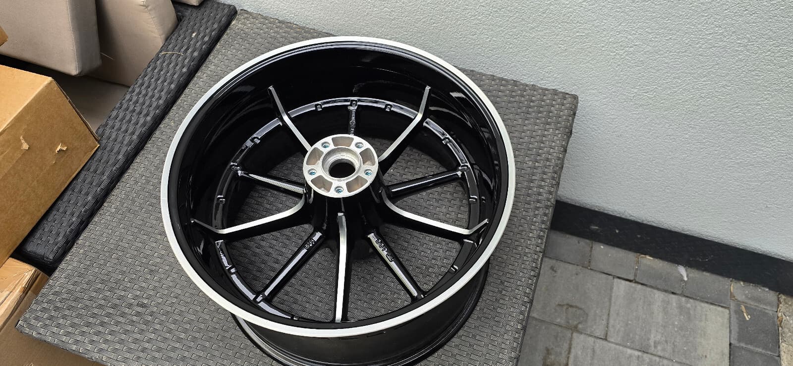 Harley Davidson Breakout 9,5x18 Felge Breitreifenkit