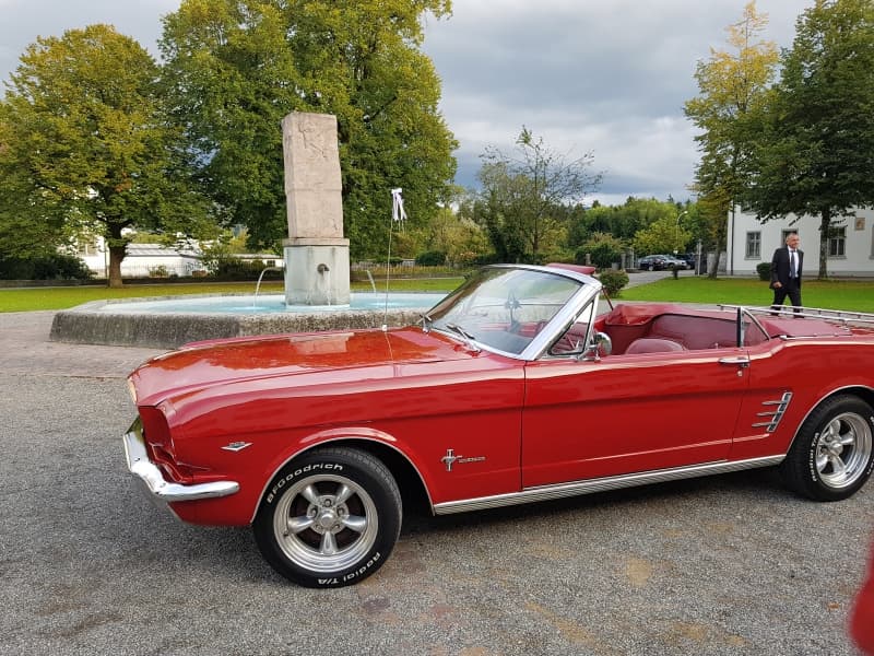 for rent / Miete eine Legende Ford Mustang 1966