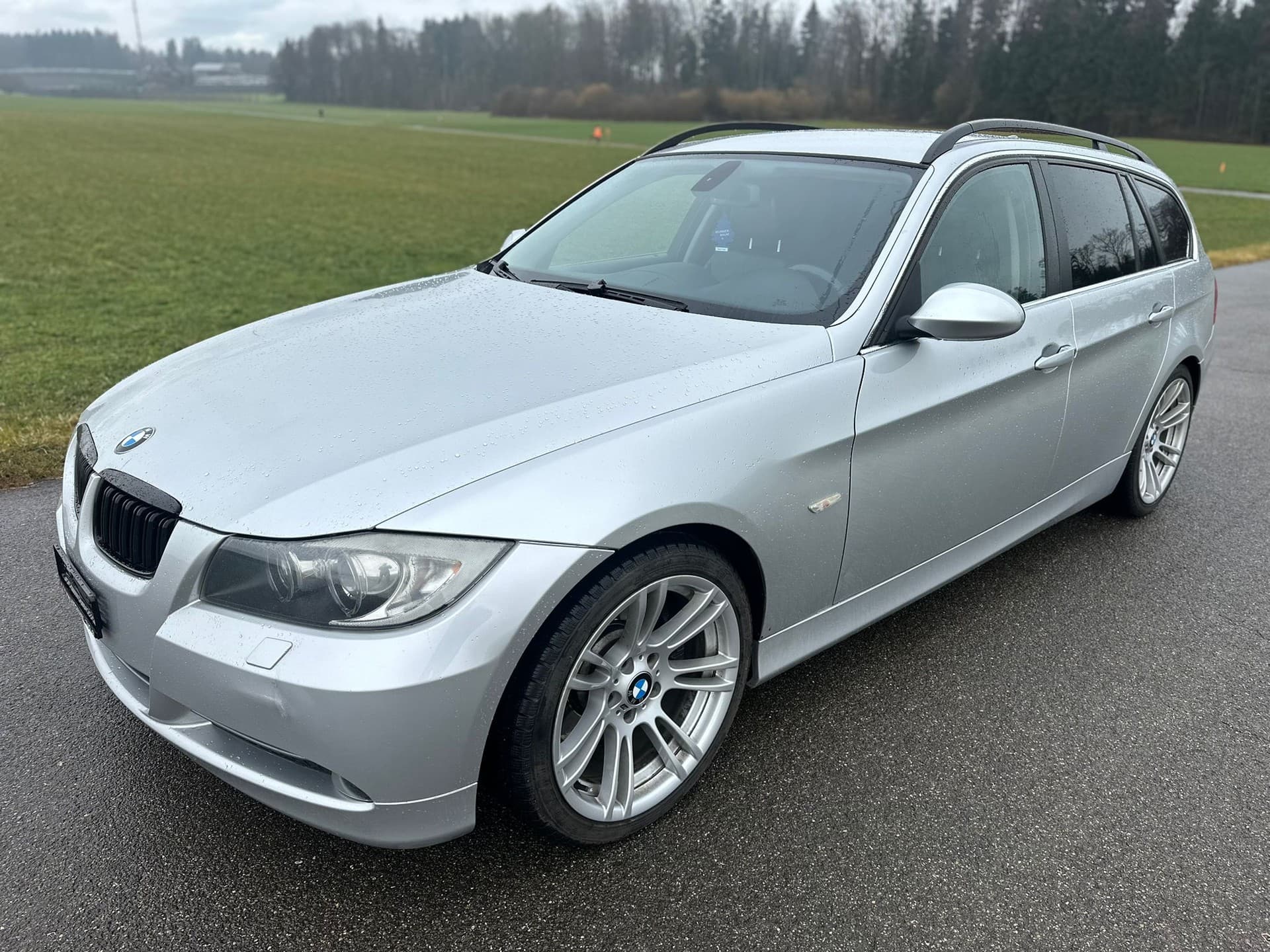 BMW 330d Touring