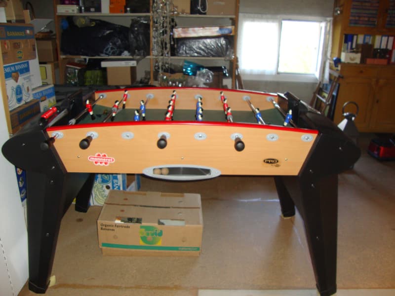 Töggelikasten / Tischfussball