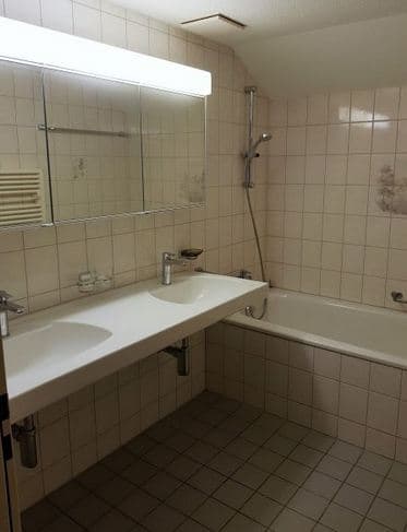Erstvermietung einer schönen 3.5 Zimmer Wohnung nach umfassender