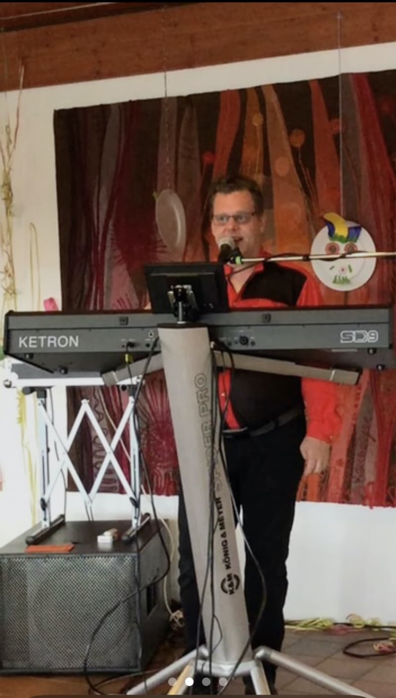 Musik und Tanz mit Roger