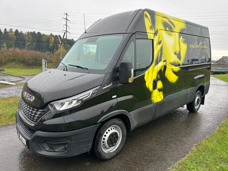 IVECO 33 S 14 AHK Kasten Automat Navi Xenon