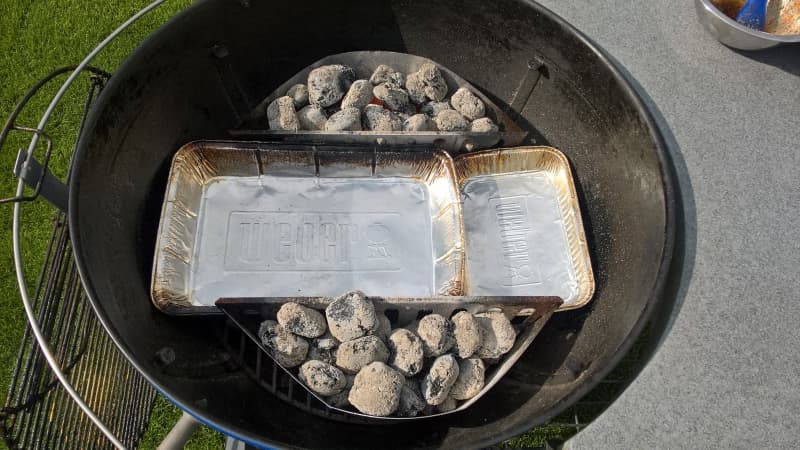 Holzkohlegrill