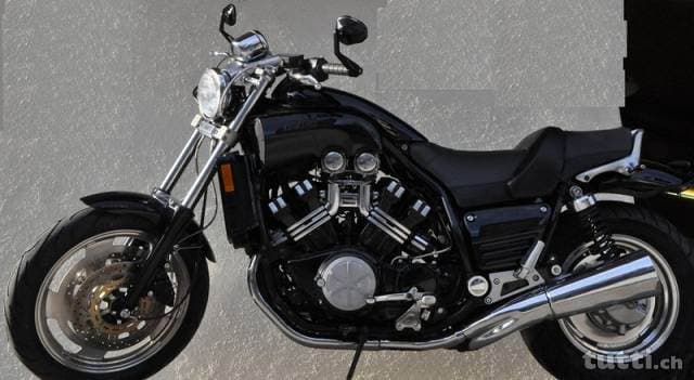 Yamaha V-MAX 1200