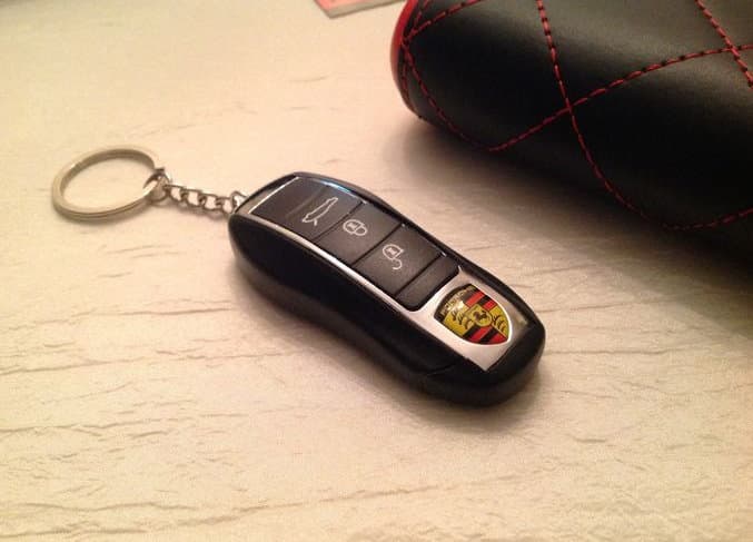 Porsche Feuerzeug Fan Auto Zubehör Raucher Fanartikel