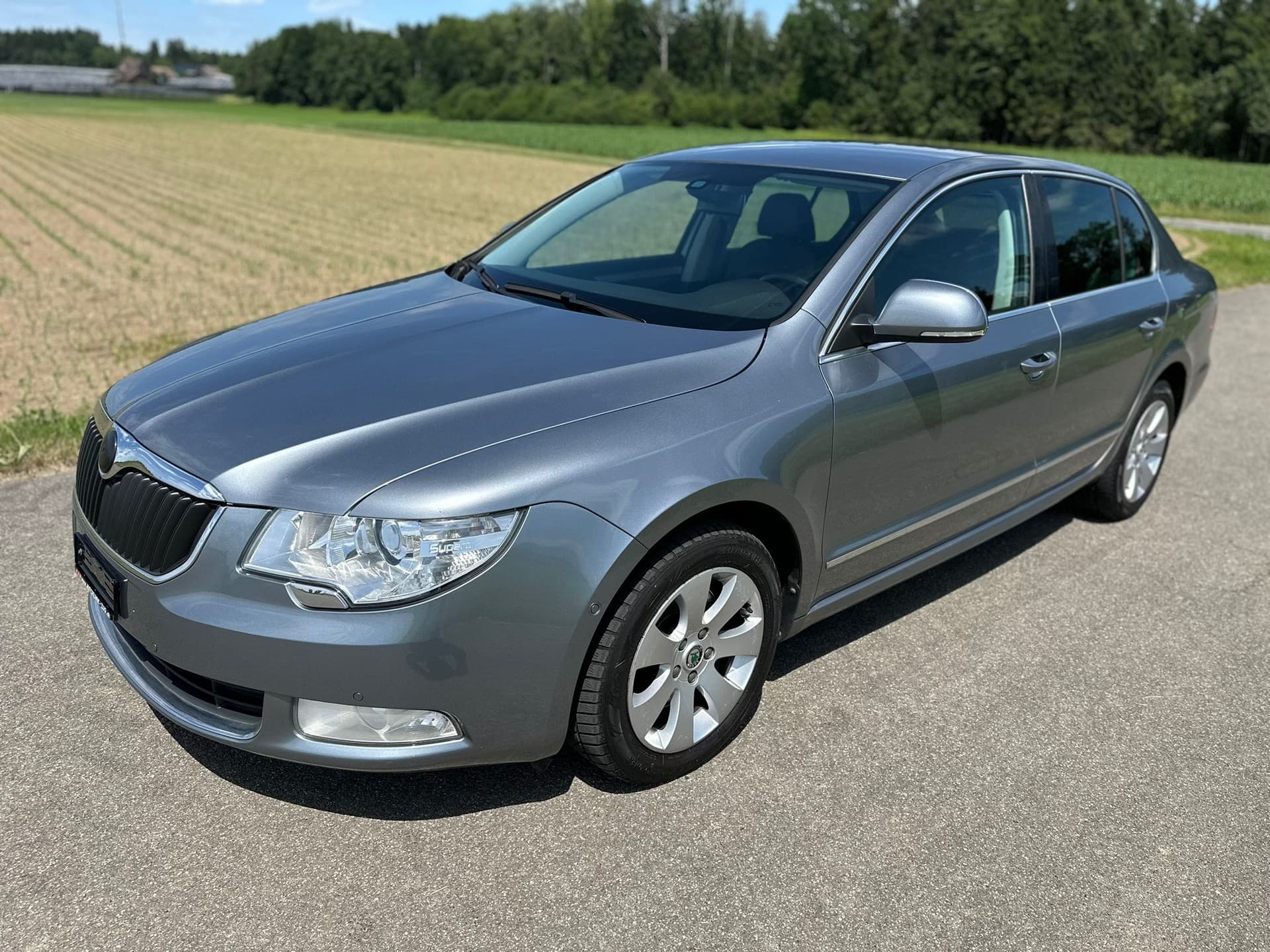 SKODA Superb 2.0 TSI Ambition DSG