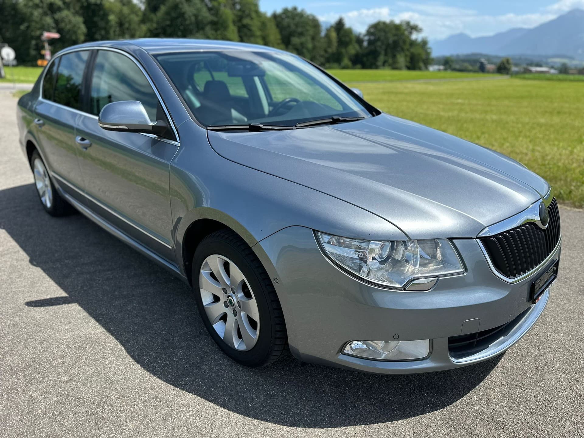 SKODA Superb 2.0 TSI Ambition DSG