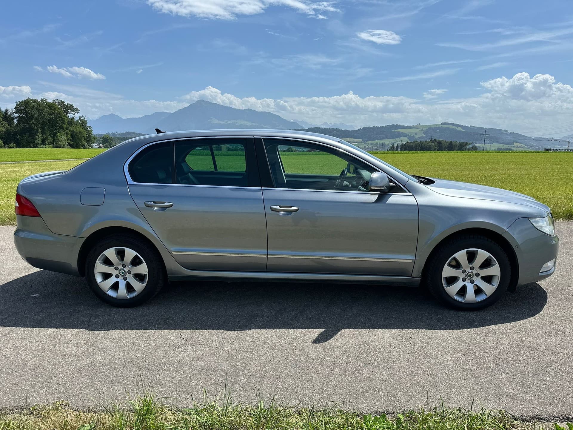 SKODA Superb 2.0 TSI Ambition DSG
