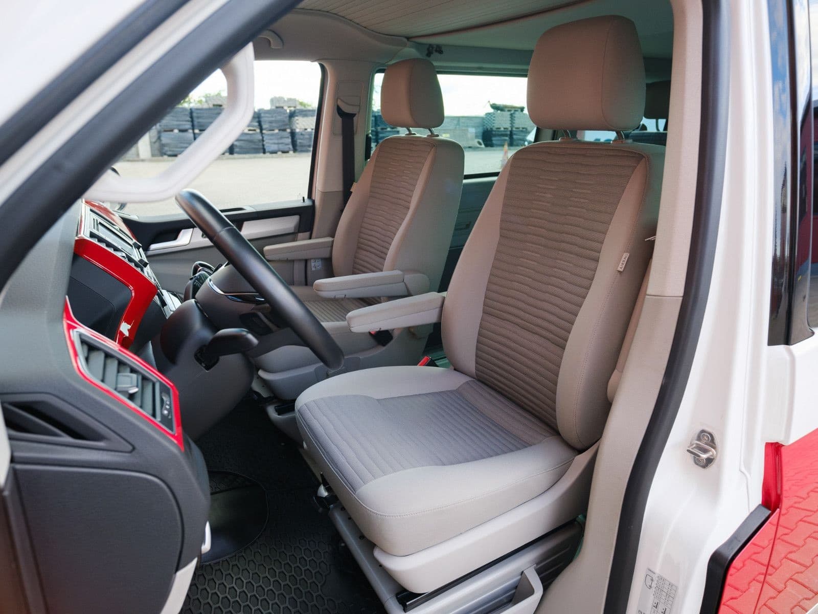 VW T6 California 2.0 Bi-TDI Ocean RED 4Motion