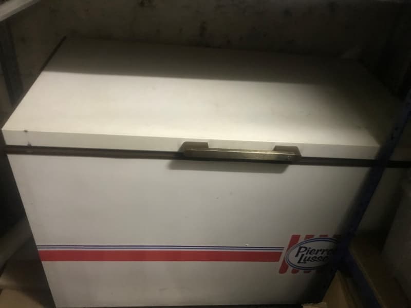 Tiefkühlschrank