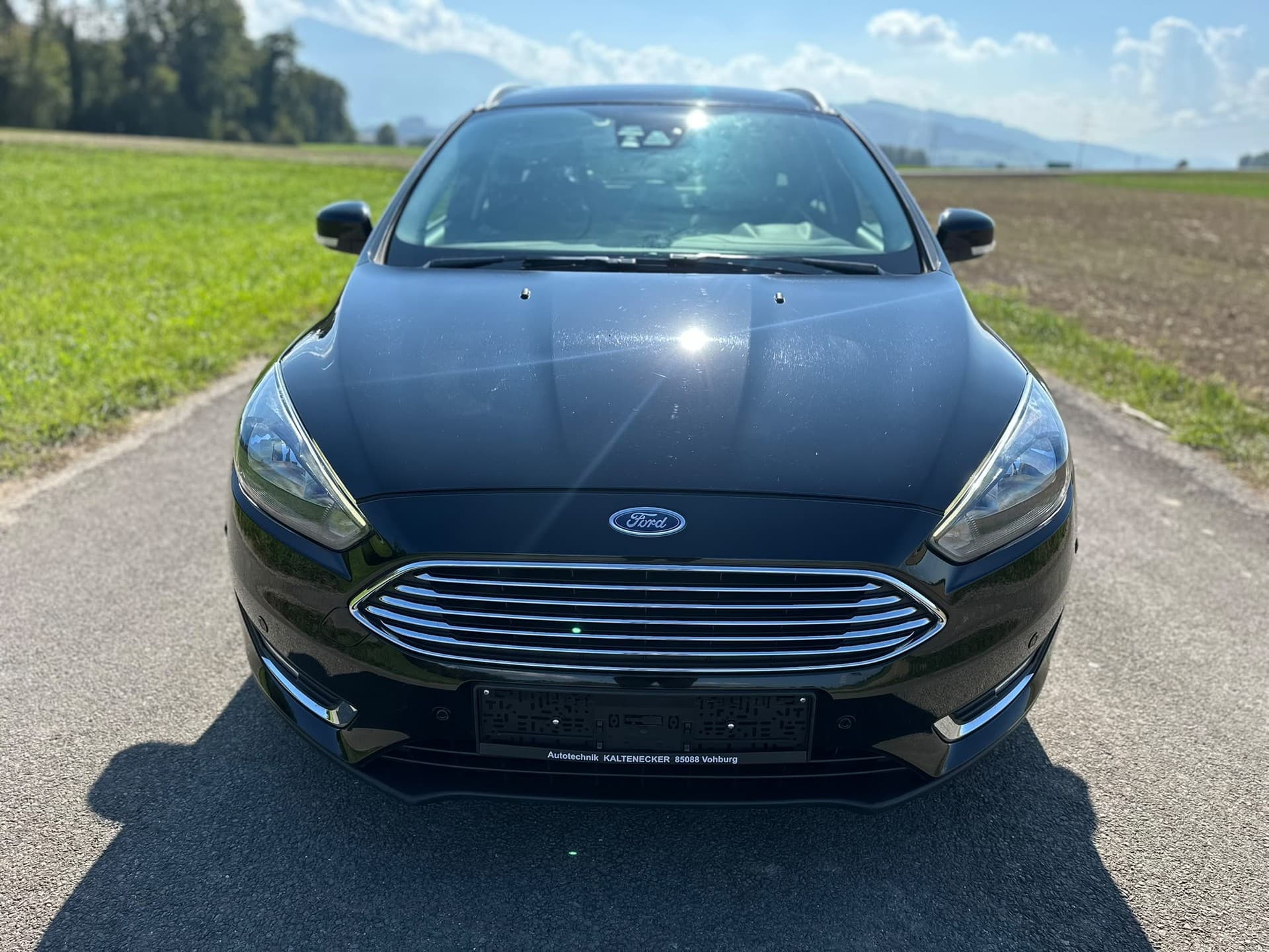 FORD Focus 1.0 SCTi Titanium Automatic
