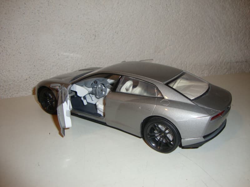 Lamborghini Estoque