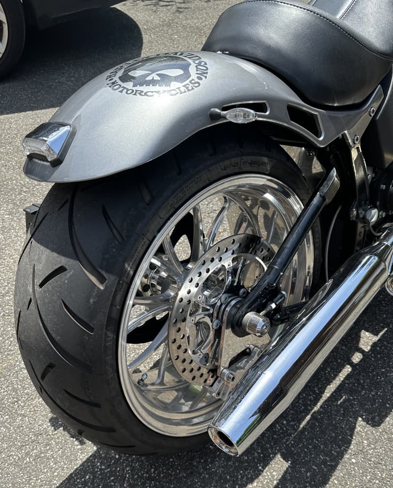 Harley Davidson FXSTB