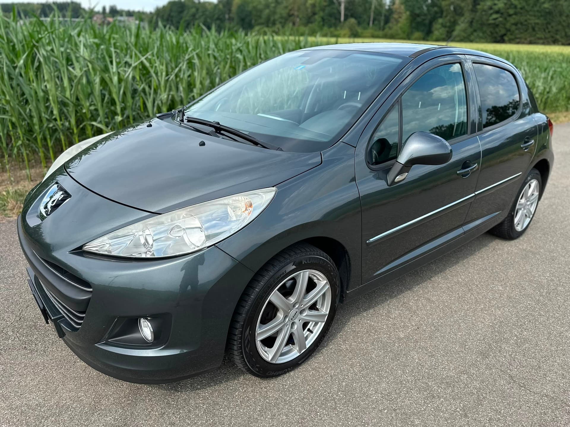 PEUGEOT 207 1.6 16V Lion Edition