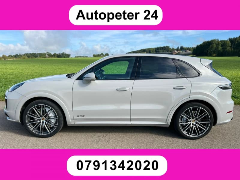 PORSCHE Cayenne GTS