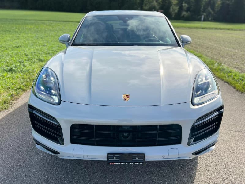 PORSCHE Cayenne GTS