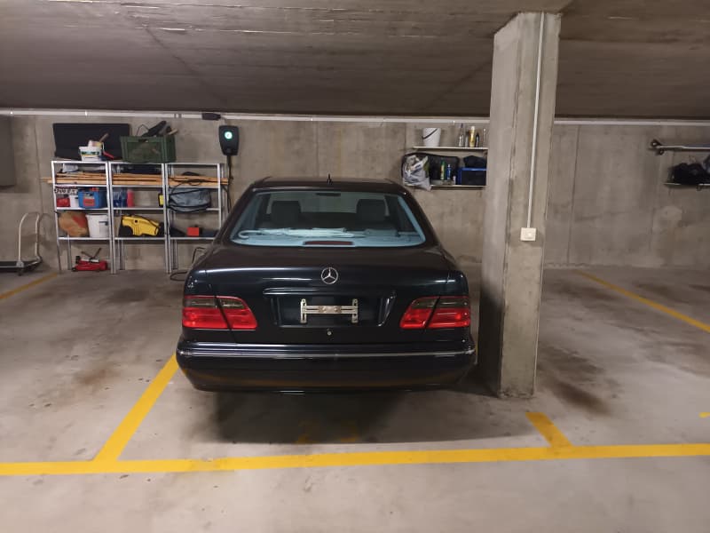 Mercedes E-320 Avantgarde frisch ab MFK