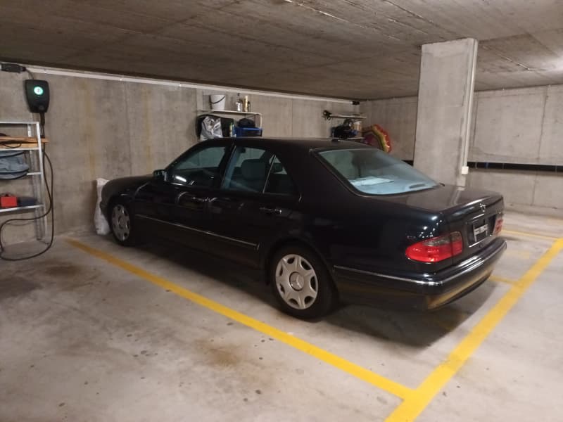 Mercedes E-320 Avantgarde frisch ab MFK
