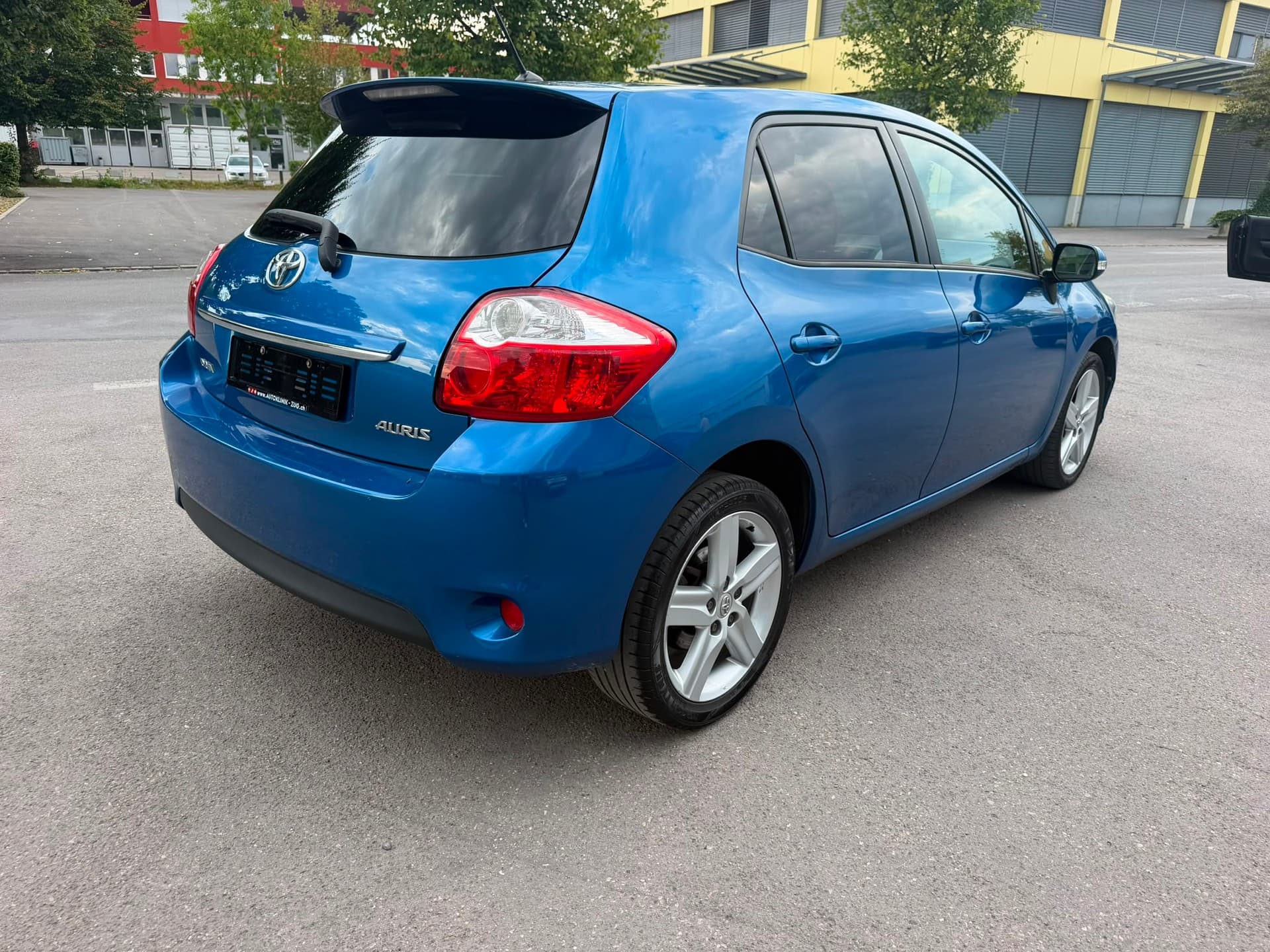 TOYOTA Auris 1.8 Linea Sol