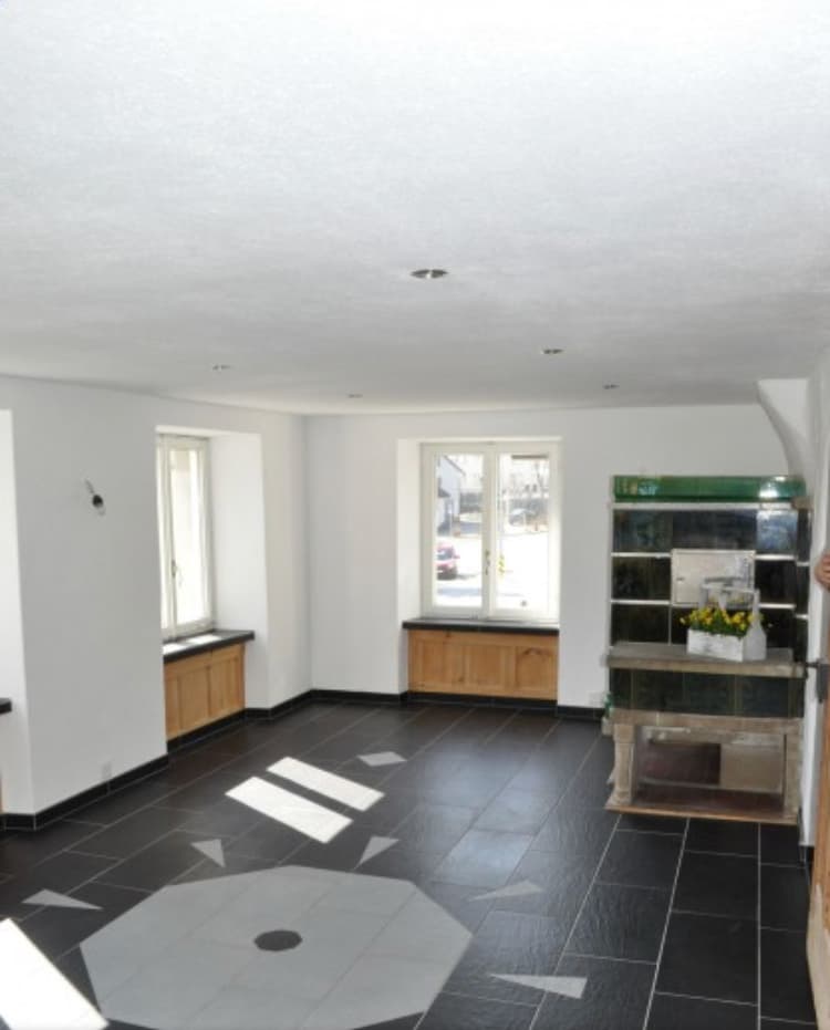Neu Renoviertes Einfamilienhaus