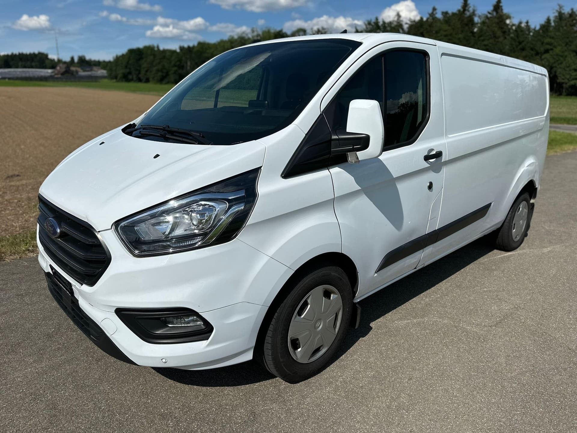 FORD Transit Custom Van 340 L2H1 Trail