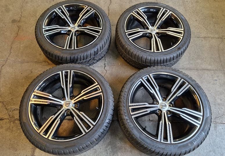Volvo V60 Original Winterräder 19" Pirelli