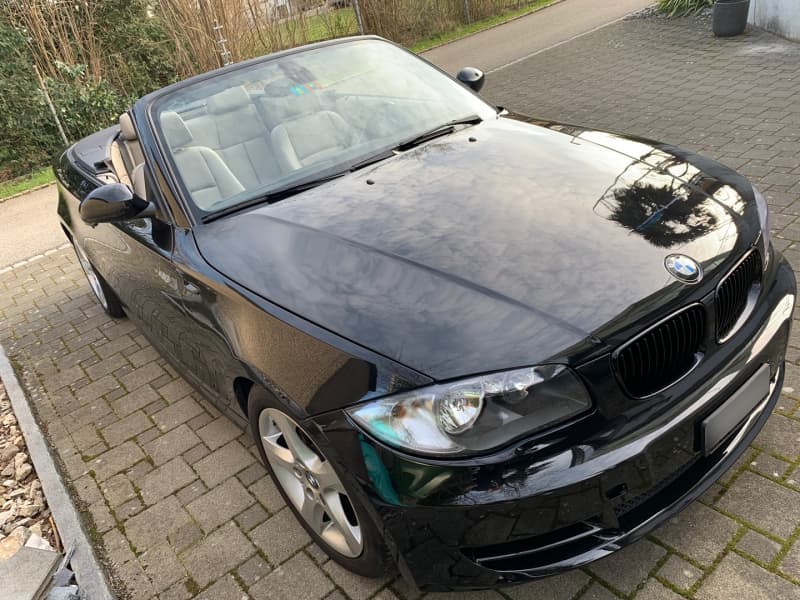 Zu verkaufen schöner BMW 120i cabrio !!!
