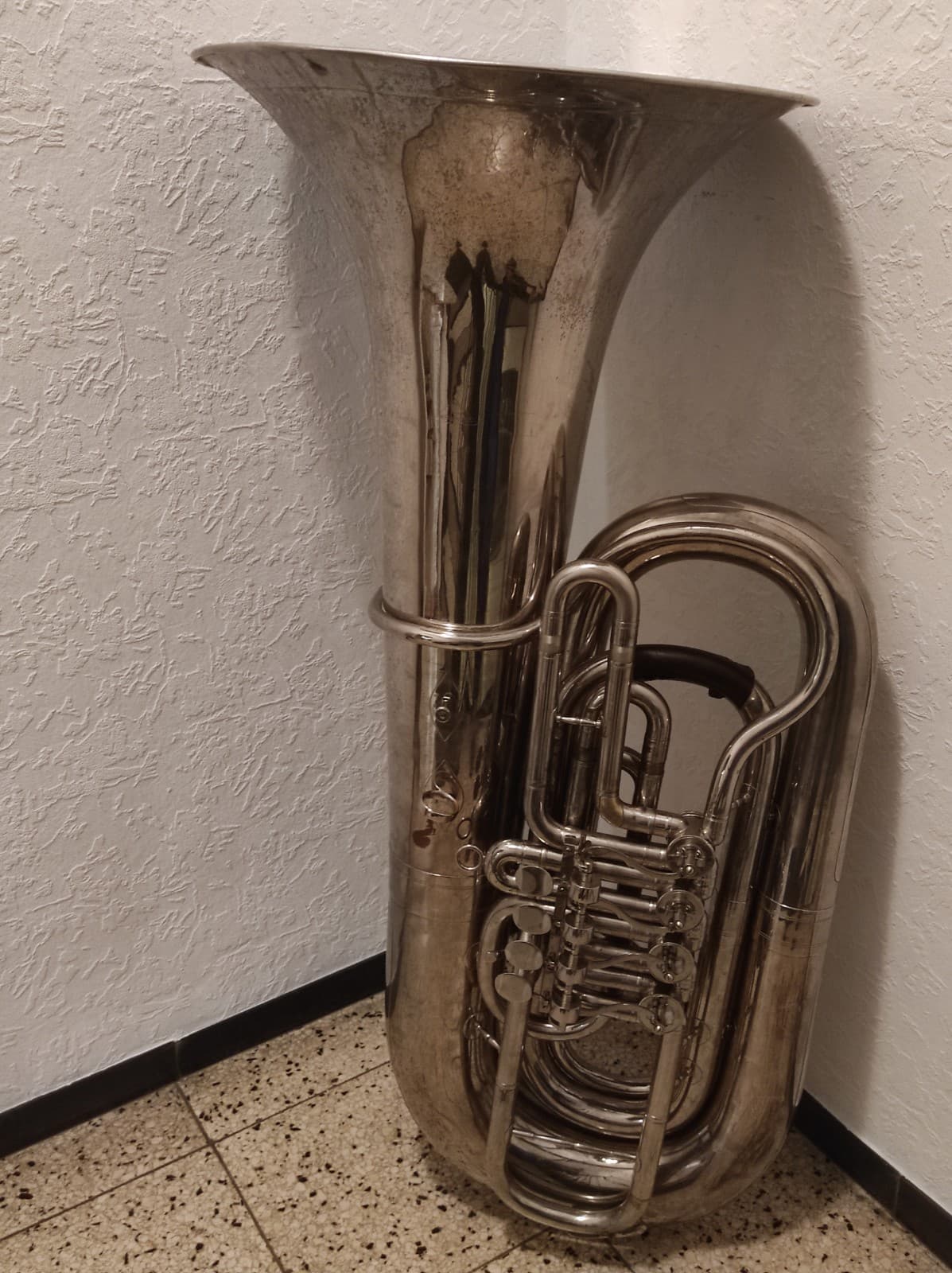 Bb Kaiser Tuba Miraphone 90A