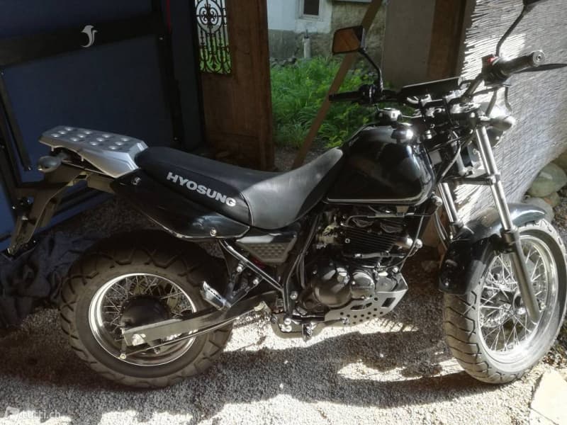 Hyosung RT125D