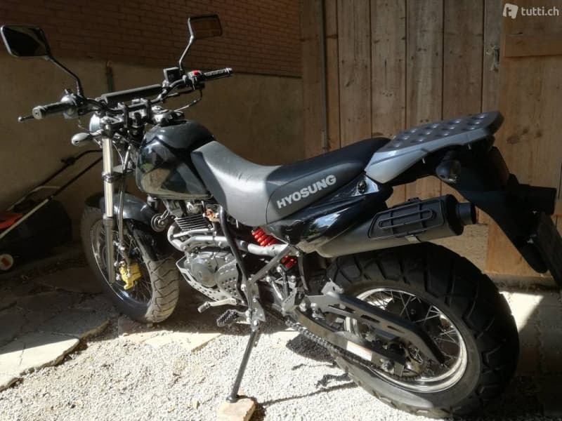 Hyosung RT125D