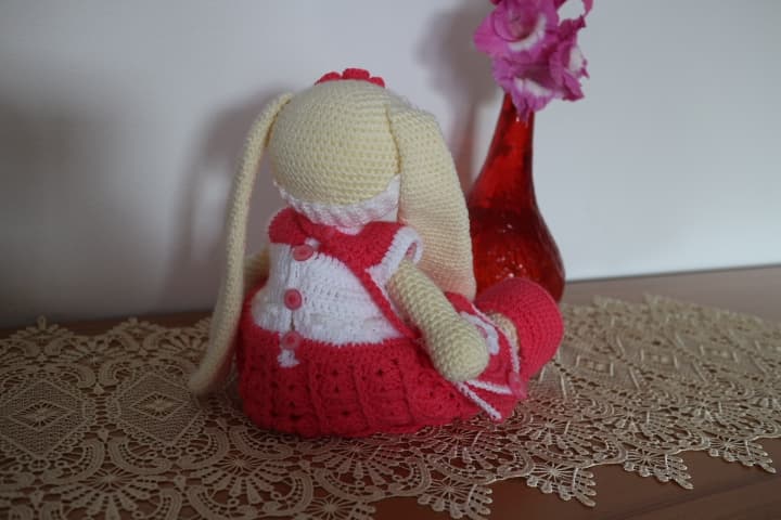 Handmade Häkel Kuscheltier Hässchen für Kinder ab 4
