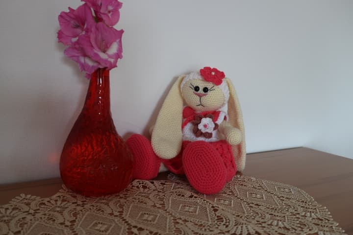 Handmade Häkel Kuscheltier Hässchen für Kinder ab 4