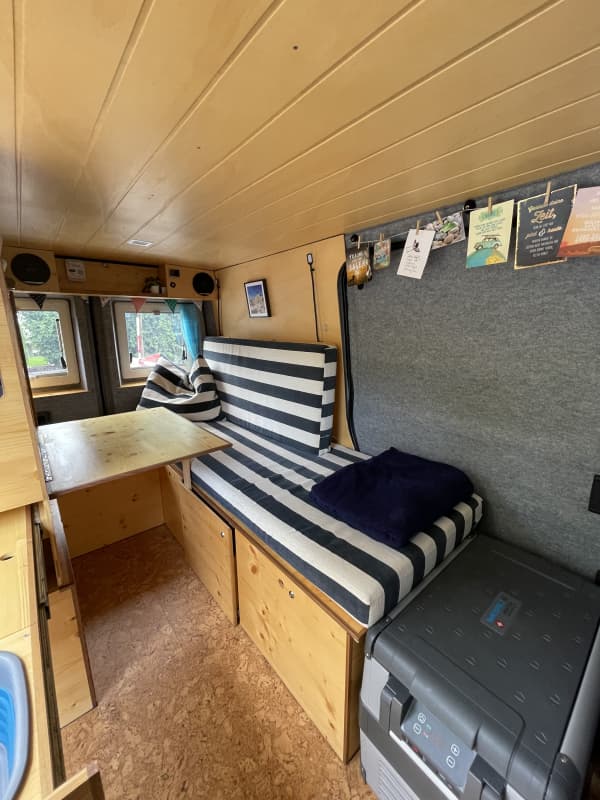 Mercedes Benz Sprinter 4x4 Abenteuer - Camper
