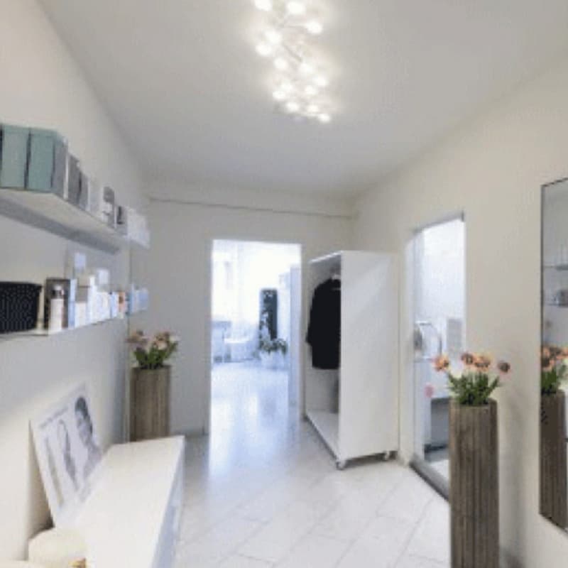 Nagelstudio/ Fusspflege/ Masseur/ Therapeutenraum